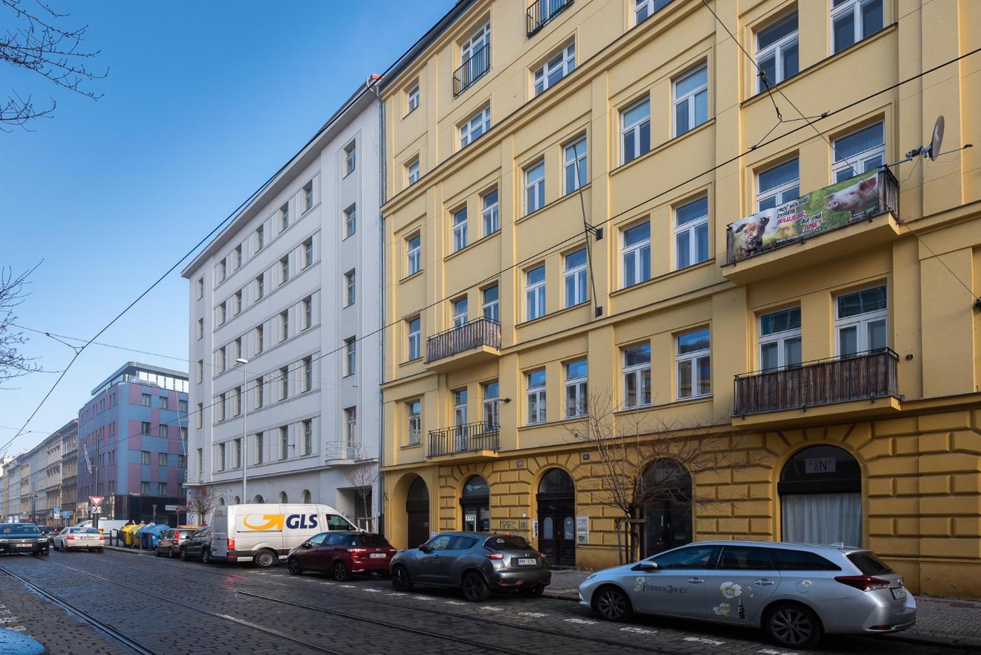 Sunny Safron Apartment Prague Exterior photo